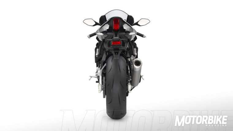 Yamaha YZF-R1M - Motorbike Magazine