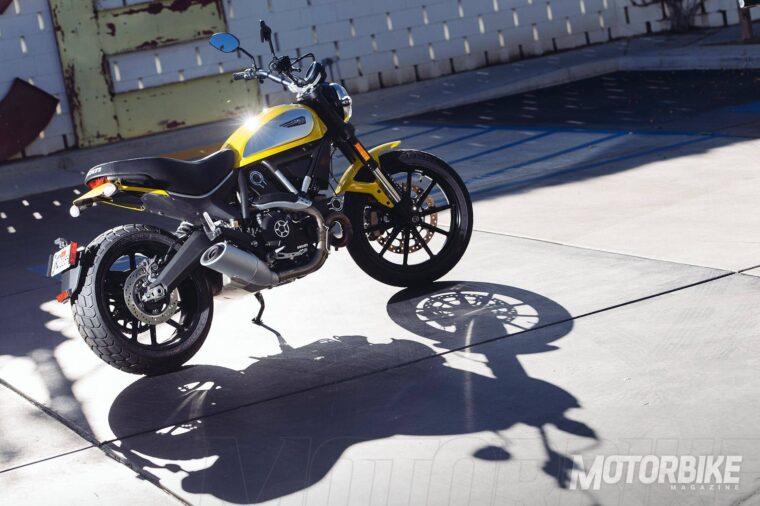 Triumph Scrambler vs. Scrambler Ducati - Motorbike Magazine