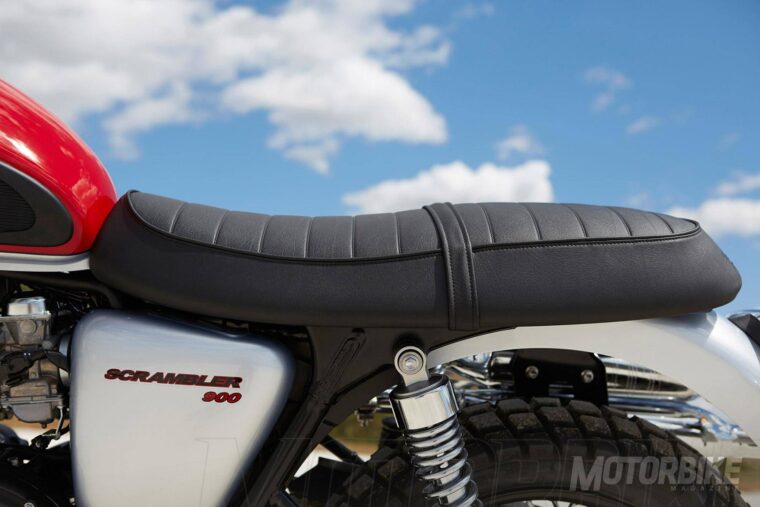 Triumph Scrambler vs. Scrambler Ducati - Motorbike Magazine