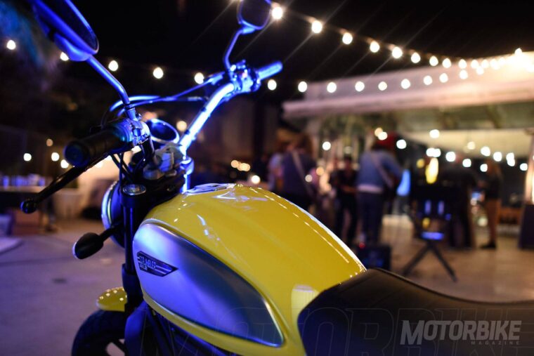 Triumph Scrambler vs. Scrambler Ducati - Motorbike Magazine