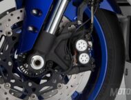 Face to face: Yamaha MT-10 vs Yamaha YZF-R1 19 Yamaha YZF R1 2015