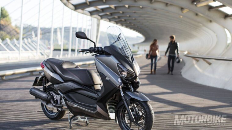 Yamaha-XMAX-125