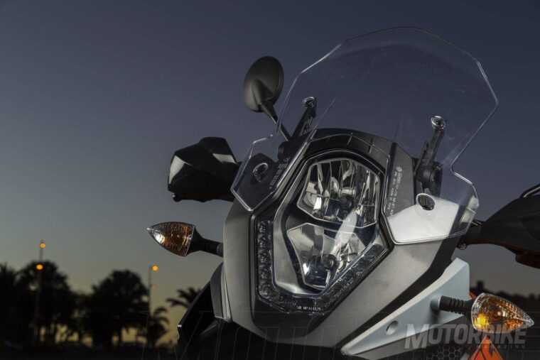 Face to face: KTM 1050 Adventure vs Suzuki V-Strom 1000 - Motorbike Magazine