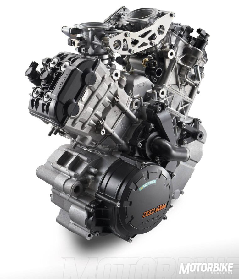 Face to face: KTM 1050 Adventure vs Suzuki V-Strom 1000 - Motorbike Magazine