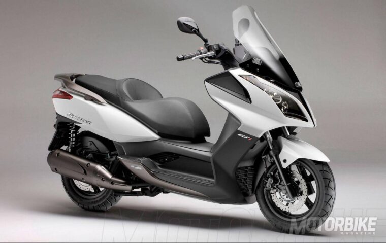 Yamaha X-MAX 125 7 Kymco Super Dink 125