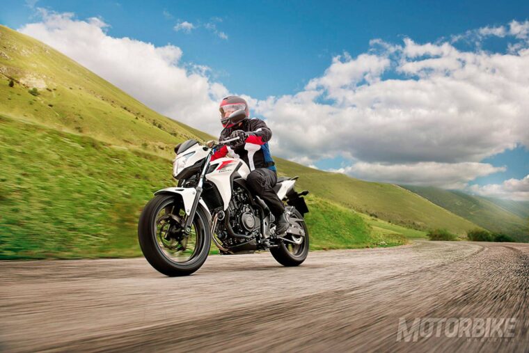 Honda CB500F: vídeo, precio, fotos y ficha técnica 2 Honda CB500F 1