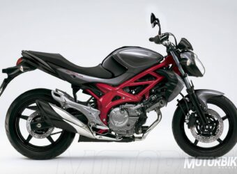 Honda CB500F 9 Suzuki Glaudius 3