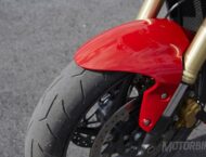 Triumph Street Triple: vídeo, precio, fotos y ficha técnica 16 Triumph Street Triple 15