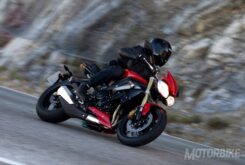 Triumph Street Triple 6