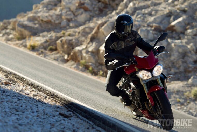 Triumph-Street-Triple_8