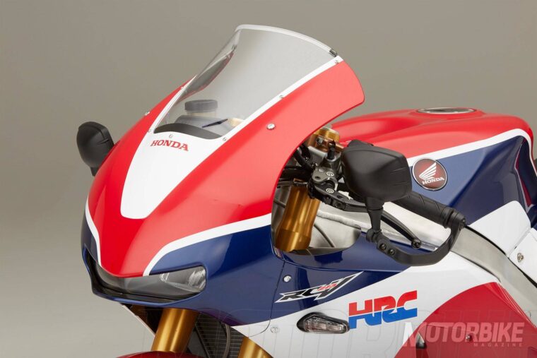 Honda RC213V-S 2015 MotoGP 01