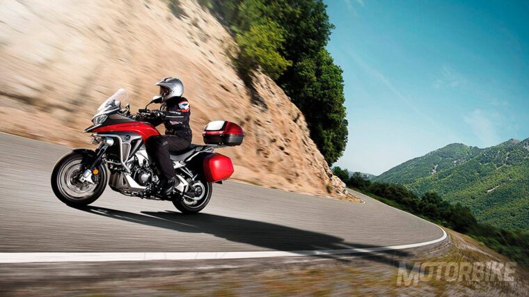 Honda-VFR800X-Crossrunner_5