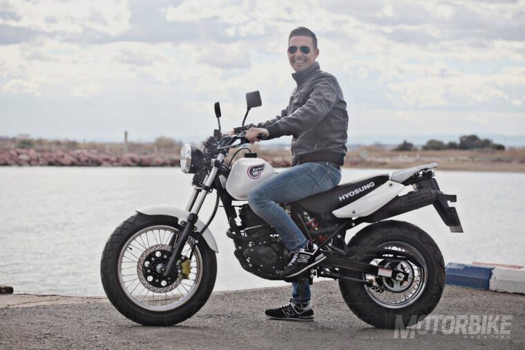 Hyosung-RT-125-Karion_1