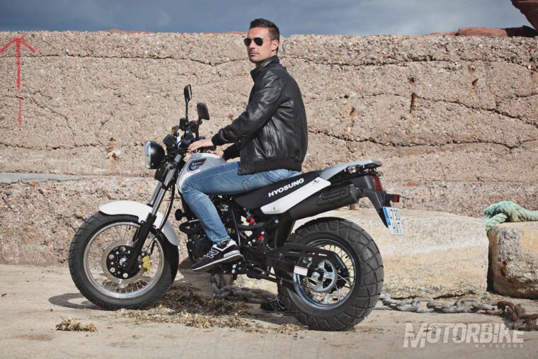 Hyosung-RT-125-Karion_2