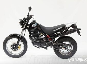 Rieju Tango 125 9 Hyosung Karion 125Motorbike Magazine
