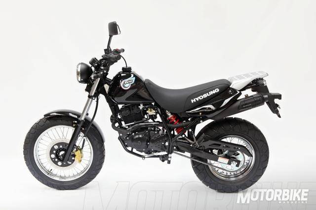 Hyosung-Karion-125 - Motorbike Magazine