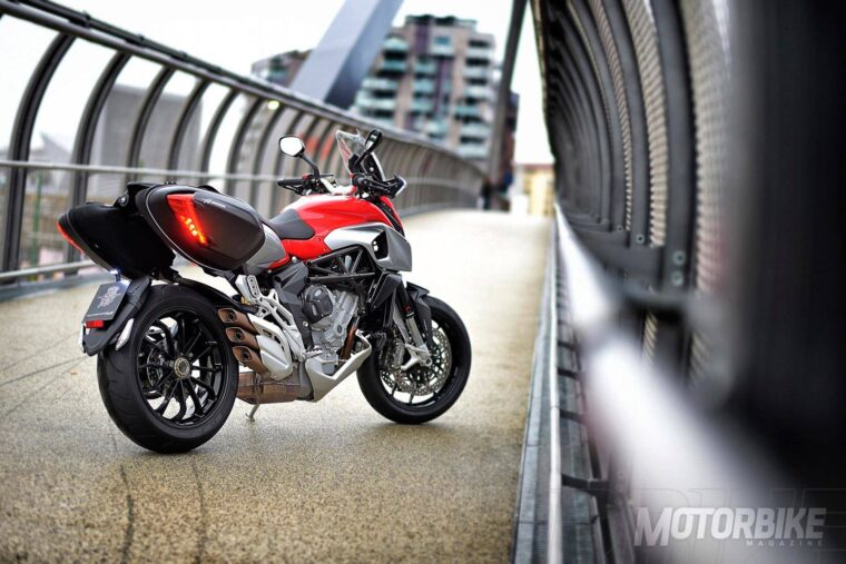 MV-Agusta-Stradale-800_10