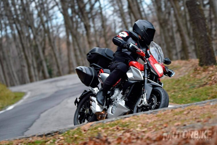 MV-Agusta-Stradale-800_16