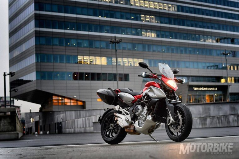 MV-Agusta-Stradale-800_17