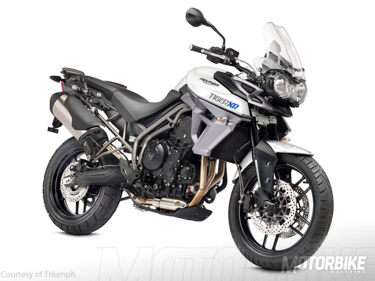 BMW F700 GS 7 Triumph Tiger 800 XR 1