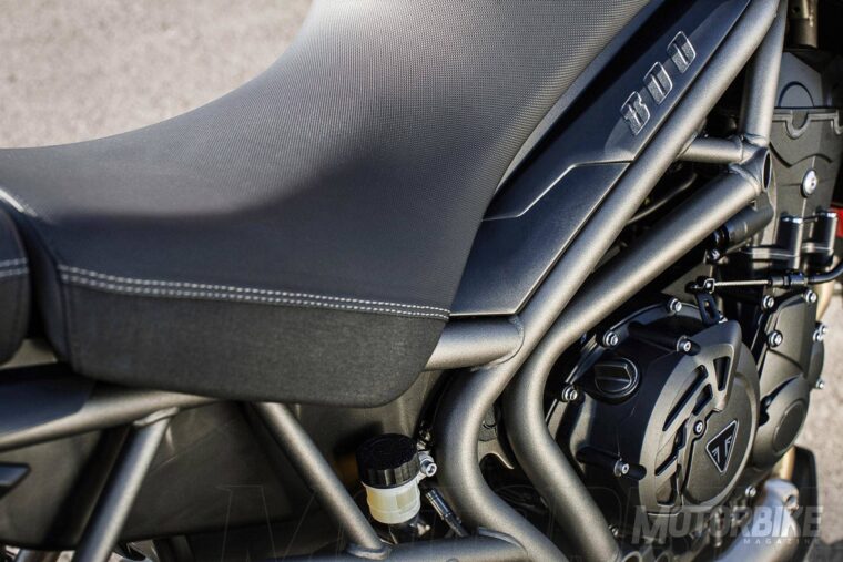 Triumph-Tiger-800-XR_10