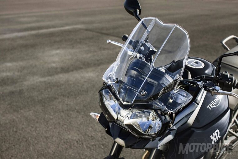 Triumph-Tiger-800-XR_11