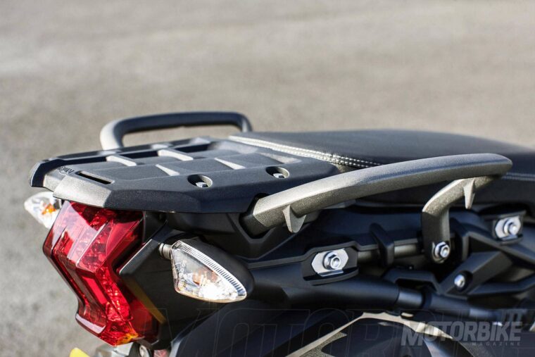 Triumph-Tiger-800-XR_9