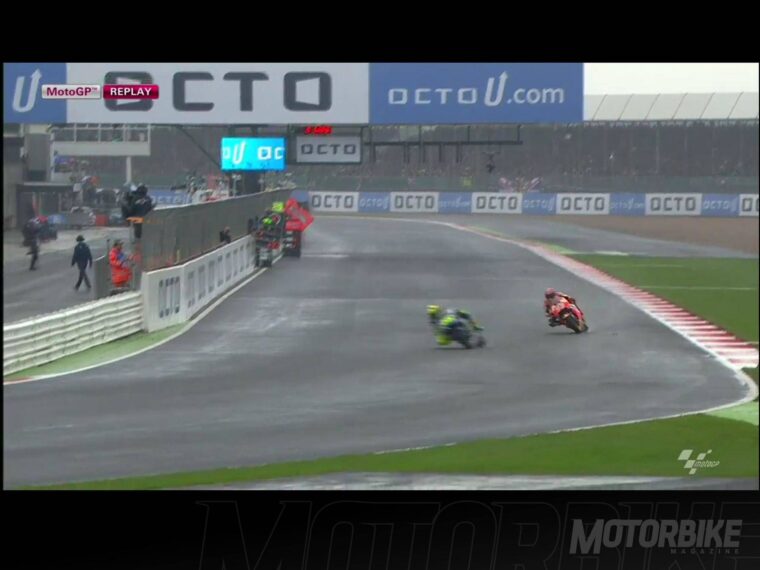 MotoGP Silverstone 2015. Caída de Marquez; el título de Rossi está más cerca 3 Marc Marquez Caida Silverstone MotoGP 2015