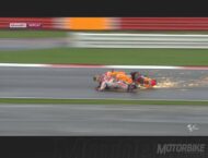 MotoGP Silverstone 2015. Caída de Marquez; el título de Rossi está más cerca 7 Marc Marquez Caida Silverstone MotoGP 2015