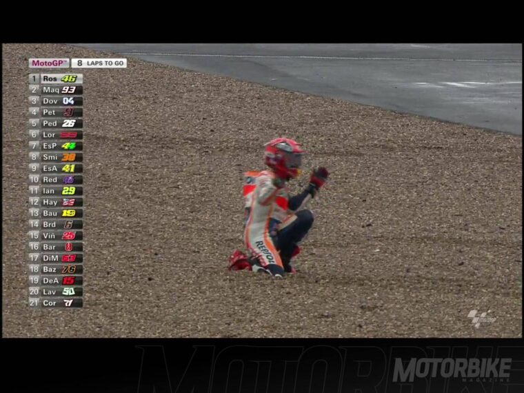 Marc Marquez Caida Silverstone MotoGP 2015