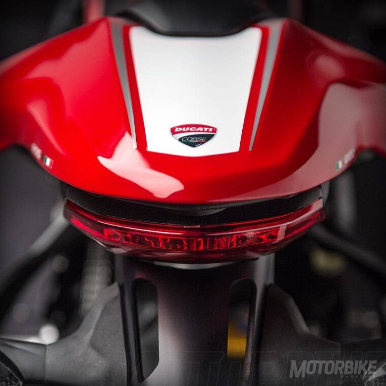 Ducati Monster 1200 R 2016