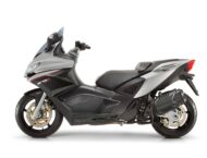 Aprilia SRV 850 2