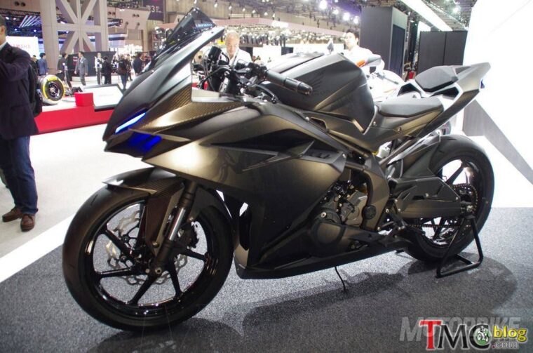 CBR250RR-004