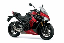 Suzuki GSX-S1000F 2015 19 GSX S1000FAL6 AV4 Diagonal 3