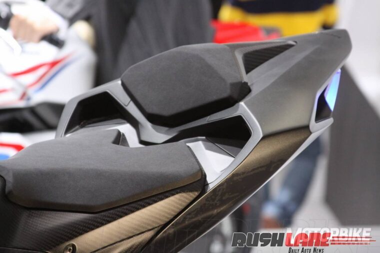 Honda-CBR250RR-lightweight-super-sport-hi-res-photo-5