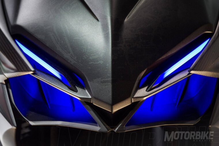 Honda-CBR300RR-Tokio-10