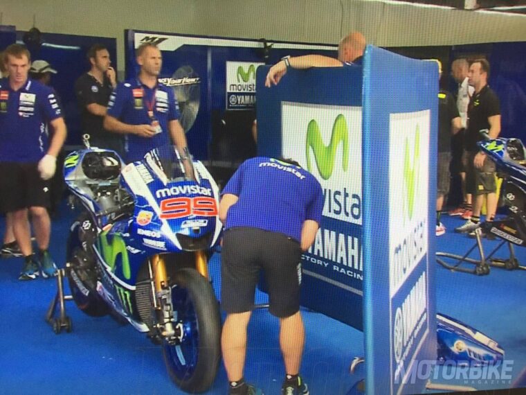 Muro Yamaha MotoGP Rossi Lorenzo