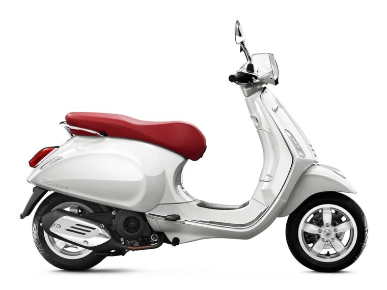 Piaggio-Vespa-Primavera-125_17