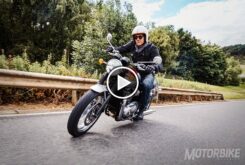 Play Triumph Boneville T120 18