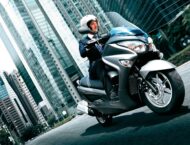 Suzuki Burgman 125 12