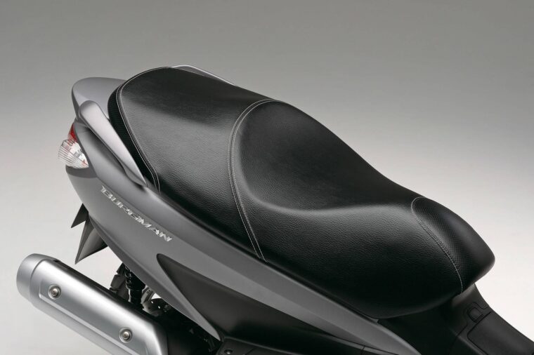 Suzuki-Burgman-125_4