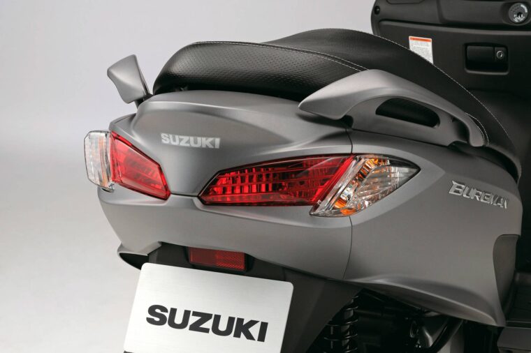 Suzuki-Burgman-125_5