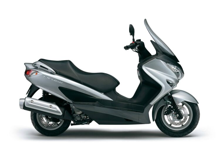 Suzuki-Burgman-125_7
