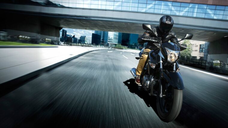 Suzuki-Inazuma-250_9