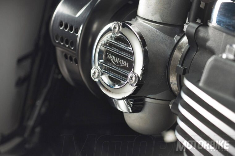 Triumph-Boneville-T120_9