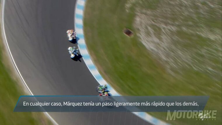 Valentino Rossi 2015 MotoGP Malasia - Adelantamiento05