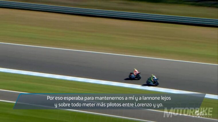 Valentino Rossi 2015 MotoGP Malasia - Adelantamiento16