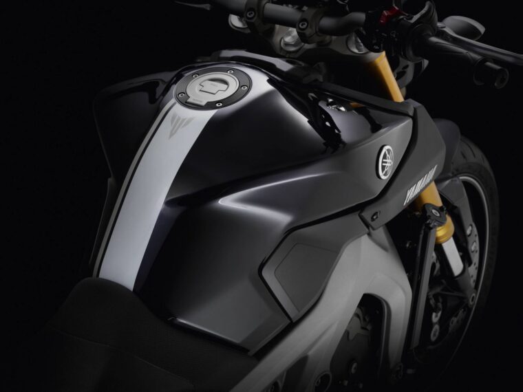 Yamaha-MT-09-16