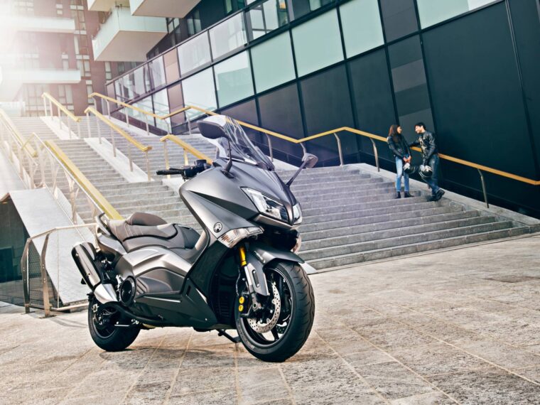 Yamaha-TMax-2015-34