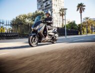 Yamaha XMAX 400 10